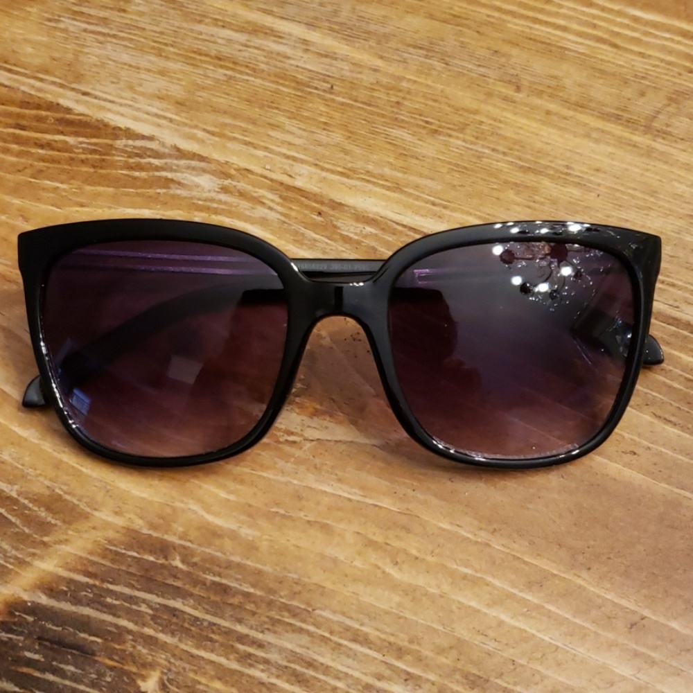 NWOT Sunglasses